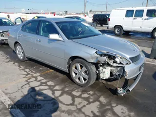 2005 Lexus ES 330 with VIN JTHBA30G355122428, listed as a IAAI auction lot 41850856 with 159,368 mi miles. Bid and sale history available at carsss.com. Image 1.