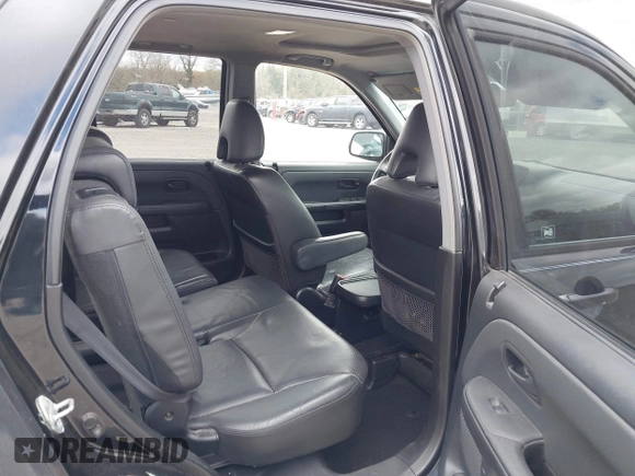2005 Honda CR-V EX SE with VIN JHLRD789X5C004752, listed as a IAAI auction lot 42057724 with 243,631 mi miles. Bid and sale history available at carsss.com. Image 8.