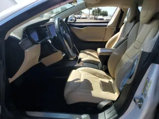 2017 Tesla Model S 100D с VIN 5YJSA1E27HF199003, выставлен на аукционе Copart как лот 59214775 с пробегом 99 673 миль миль и Списание • Salvage title. История ставок и продаж доступна на DreamBid. Изображение 7.