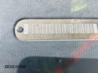 1997 Nissan Sentra XE z VIN 3N1AB41D5VL026257, wystawiony jako IAAI lot #41286097 z przebiegiem 125 583 mil mil oraz . Historia ofert i sprzedaży dostępna na DreamBid. Obrazek 9.