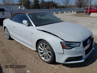 2015 Audi A5 Premium Plus z VIN WAUMFAFH3FN001641, wystawiony jako IAAI lot #41781985 z przebiegiem 44 229 mil mil oraz . Historia ofert i sprzedaży dostępna na DreamBid. Obrazek 1.