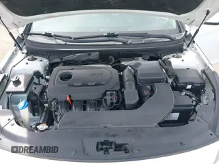 2015 Hyundai Sonata SE z VIN 5NPE24AFXFH235205, wystawiony jako IAAI lot #41596454 z przebiegiem 66 461 mil mil oraz . Historia ofert i sprzedaży dostępna na DreamBid. Obrazek 10.