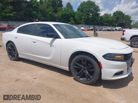 2016 Dodge Charger SXT with VIN 2C3CDXHG1GH174892, listed as a IAAI auction lot 42096098 with 244,598 mi miles and . Bid and sale history available at carsss.com. Image 1.