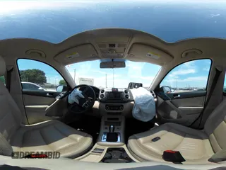 2011 Volkswagen Tiguan SEL с VIN WVGBV7AX4BW506165, выставлен на аукционе IAAI как лот 42256905 с пробегом 171 047 миль миль и . История ставок и продаж доступна на DreamBid. Изображение 18.