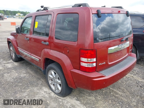 2010 Jeep Liberty Limited z VIN 1J4PN5GK7AW123338, wystawiony jako IAAI lot #42299153 z przebiegiem 169 946 mil mil oraz . Historia ofert i sprzedaży dostępna na DreamBid. Obrazek 3.