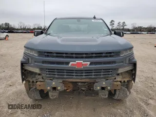 2019 Chevrolet Silverado 1500 RST with VIN 1GCRWDED1KZ326901, listed as a Copart auction lot 45956575 with 160,390 mi miles and Clean Title. Bid and sale history available at carsss.com. Image 5.