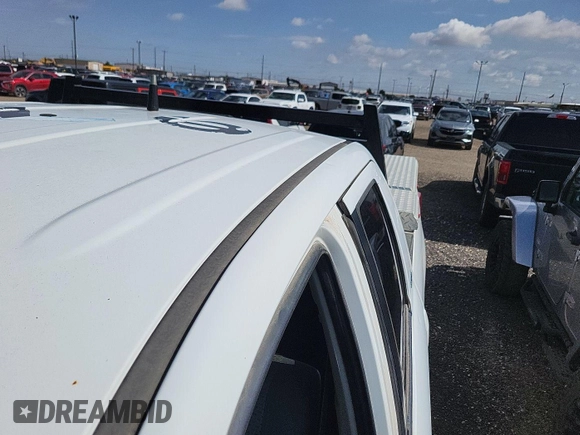 2011 Toyota Tundra with VIN 5TFUY5F1XBX198815, listed as a IAAI auction lot 42571444 with 281,114 mi miles and . Bid and sale history available at DreamBid. Image 34.
