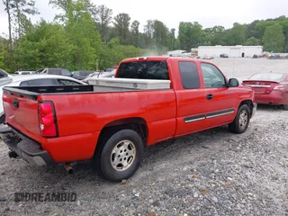 2004 Chevrolet Silverado 1500 Work Truck with VIN 2GCEC19T841267185, listed as a IAAI auction lot 42119640 with 177,003 mi miles and . Bid and sale history available at DreamBid. Image 4.