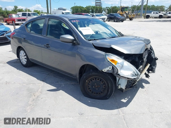 2016 Nissan Versa S Plus with VIN 3N1CN7APXGL834974, listed as a IAAI auction lot 42040289 with 53,092 mi miles. Bid and sale history available at carsss.com. Image 1.