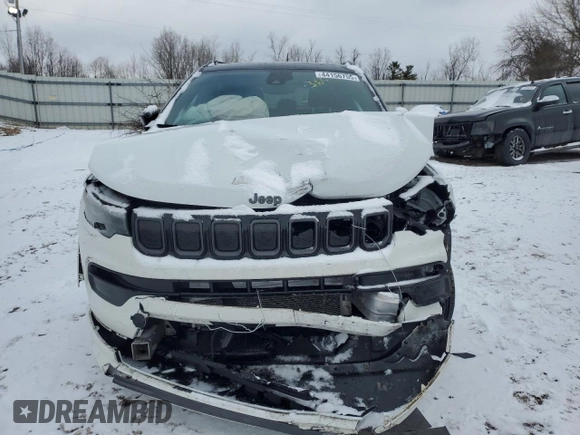 2022 Jeep Compass High Altitude with VIN 3C4NJDCB7NT207194, listed as a Copart auction lot 44156755 with 38,128 mi miles and Salvage Title. Bid and sale history available at carsss.com. Image 5.