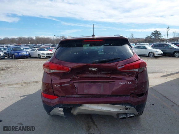 2017 Hyundai Tucson Value with VIN KM8J33A29HU390142, listed as a IAAI auction lot 41816840 with 55,750 mi miles. Bid and sale history available at carsss.com. Image 17.