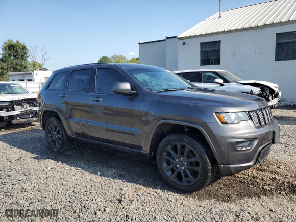 2018 Jeep Grand Cherokee Laredo E with VIN 1C4RJFAG5JC148230, listed as a Copart auction lot 70460154 with 0 mi miles and Salvage Title. Bid and sale history available at carsss.com. Image 4.
