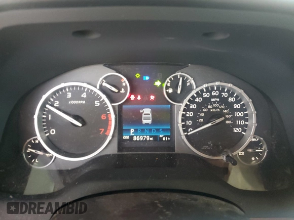 2017 Toyota Tundra SR5 z VIN 5TFEW5F15HX224577, wystawiony jako Copart lot #55704725 z przebiegiem 86 979 mil mil oraz Szkoda całkowita • Salvage title. Historia ofert i sprzedaży dostępna na DreamBid. Obrazek 9.