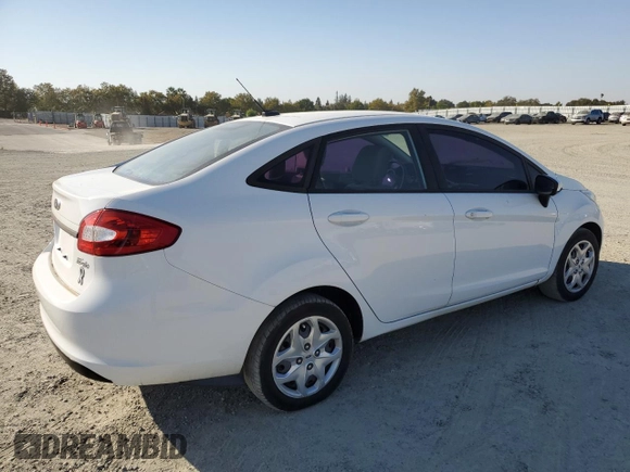 2013 Ford Fiesta S with VIN 3FADP4AJ3DM111257, listed as a Copart auction lot 73243404 with 43,209 mi miles and Clean title. Bid and sale history available at DreamBid. Image 3.