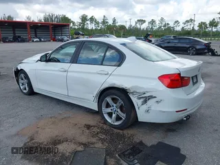 2013 BMW 3 Series 328i с VIN WBA3A5G55DNP19761, выставлен на аукционе IAAI как лот 42311901 с пробегом 205 691 миль миль и . История ставок и продаж доступна на DreamBid. Изображение 3.