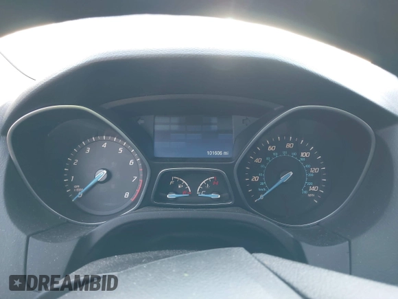 2014 Ford Focus SE with VIN 1FADP3F29EL392642, listed as a IAAI auction lot 41496380 with 101,606 mi miles and . Bid and sale history available at carsss.com. Image 7.
