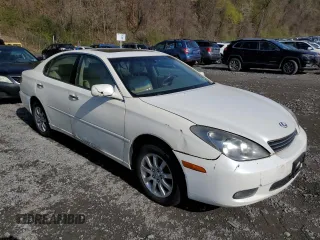 2002 Lexus ES 300 with VIN JTHBF30G925029779, listed as a Copart auction lot 51455565 with 222,525 mi miles and Clean Title. Bid and sale history available at DreamBid. Image 4.