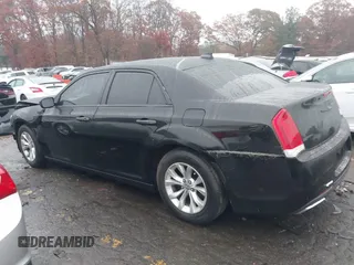 2015 Chrysler 300 Limited with VIN 2C3CCAAG8FH807168, listed as a IAAI auction lot 41056399 with Not Provided miles. Bid and sale history available at carsss.com. Image 14.