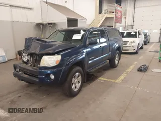 2006 Toyota Tacoma with VIN 5TEUU42N06Z265256, listed as a IAAI auction lot 41371660 with 153,557 mi miles. Bid and sale history available at carsss.com. Image 18.