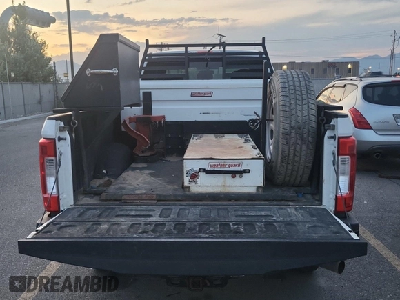 2017 Ford F-350 with VIN 1FT7X3B62HEE09676, listed as a IAAI auction lot 42727709 with 154,269 mi miles and . Bid and sale history available at DreamBid. Image 6.