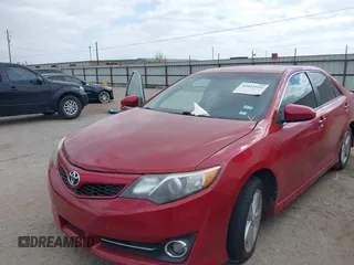 2014 Toyota Camry L with VIN 4T1BF1FK7EU800358, listed as a IAAI auction lot 42022943 with 1 mi miles. Bid and sale history available at carsss.com. Image 16.