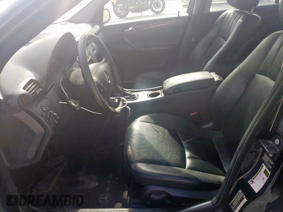 2006 Mercedes-Benz C 280 Luxury with VIN WDBRF54H66F801331, listed as a Copart auction lot 55140345 with 143,157 mi miles and Salvage title. Bid and sale history available at DreamBid. Image 7.