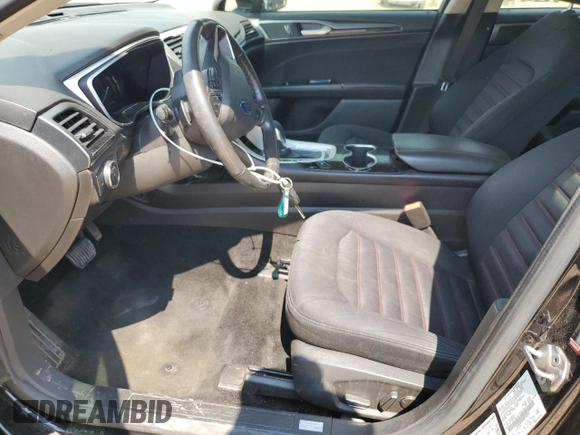 2016 Ford Fusion SE z VIN 3FA6P0H90GR232235, wystawiony jako Copart lot #63528335 z przebiegiem 110 399 mil mil oraz Szkoda całkowita • Salvage title. Historia ofert i sprzedaży dostępna na DreamBid. Obrazek 7.