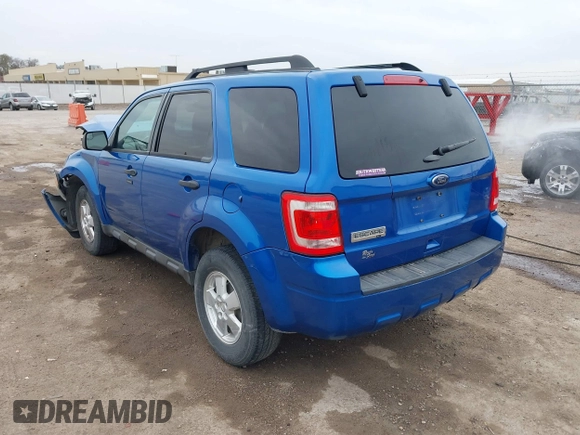 2012 Ford Escape XLT z VIN 1FMCU0D74CKC79434, wystawiony jako IAAI lot #41744459 z przebiegiem 119 957 mil mil oraz . Historia ofert i sprzedaży dostępna na DreamBid. Obrazek 3.