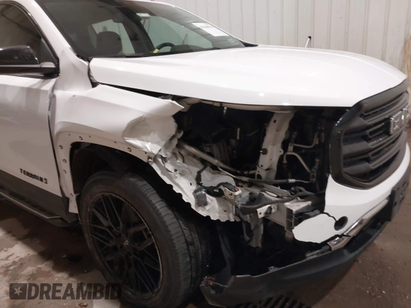 2018 GMC Terrain SLT with VIN 3GKALVEX3JL309663, listed as a IAAI auction lot 41140533 with 126,896 mi miles. Bid and sale history available at carsss.com. Image 6.