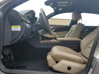 2012 Mercedes-Benz E 350 Luxury z VIN WDDHF5KB9CA534177, wystawiony jako Copart lot #50954135 z przebiegiem 51 598 mil mil oraz Szkoda całkowita • Salvage title. Historia ofert i sprzedaży dostępna na DreamBid. Obrazek 7.