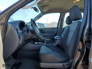 2007 Ford Escape XLS with VIN 1FMYU02Z77KA52643, listed as a Copart auction lot 50971365 with 183,604 mi miles and Salvage Title. Bid and sale history available at carsss.com. Image 7.