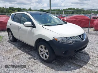 2010 Nissan Murano SL z VIN JN8AZ1MW3AW111742, wystawiony jako IAAI lot #42647590 z przebiegiem 150 619 mil mil oraz . Historia ofert i sprzedaży dostępna na DreamBid. Obrazek 1.