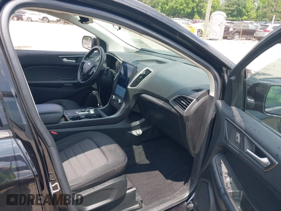 2022 Ford Edge SE z VIN 2FMPK4G91NBA59211, wystawiony jako IAAI lot #42450362 z przebiegiem 50 016 mil mil oraz . Historia ofert i sprzedaży dostępna na DreamBid. Obrazek 5.