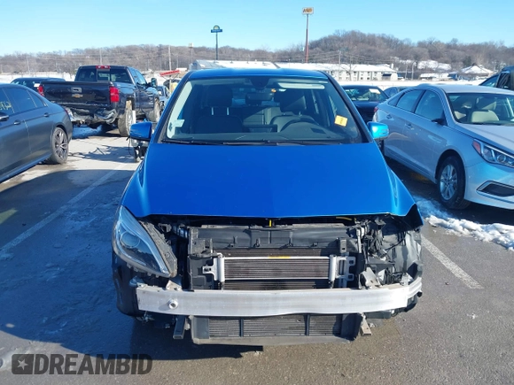 2014 Mercedes-Benz B Electric Drive with VIN WDDVP9AB5EJ002730, listed as a IAAI auction lot 41308975 with 31,365 mi miles and . Bid and sale history available at DreamBid. Image 13.