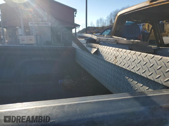 1986 Ford F-150 with VIN 1FTEF14H7GNB46015, listed as a Copart auction lot 80076324 with 0 mi miles and Salvage Title. Bid and sale history available at carsss.com. Image 10.
