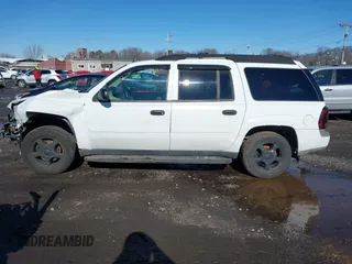 2006 Chevrolet TrailBlazer LS with VIN 1GNET16S566127898, listed as a IAAI auction lot 41580169 with 187,832 mi miles and . Bid and sale history available at DreamBid. Image 14.