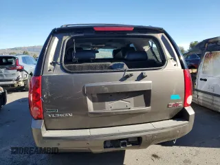 2012 GMC Yukon SLT with VIN 1GKS1CE03CR137258, listed as a Copart auction lot 87684815 with 253,348 mi miles and Salvage Title. Bid and sale history available at carsss.com. Image 6.
