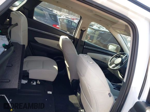 2024 Hyundai Tucson SEL with VIN 5NMJF3DE3RH373122, listed as a IAAI auction lot 41837945 with 11,521 mi miles and . Bid and sale history available at carsss.com. Image 8.