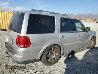 2005 Lincoln Navigator Luxury with VIN 5LMFU27545LJ04257, listed as a Copart auction lot 79087484 with 160,321 mi miles and Clean Title. Bid and sale history available at carsss.com. Image 3.