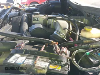 1998 Dodge 2500 с VIN 1B7KC2369WJ228139, выставлен на аукционе IAAI как лот 41692989 с пробегом 220 377 миль миль и . История ставок и продаж доступна на DreamBid. Изображение 12.