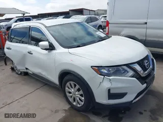 2017 Nissan Rogue S with VIN KNMAT2MT2HP531912, listed as a IAAI auction lot 41661282 with 191,804 mi miles. Bid and sale history available at carsss.com. Image 1.
