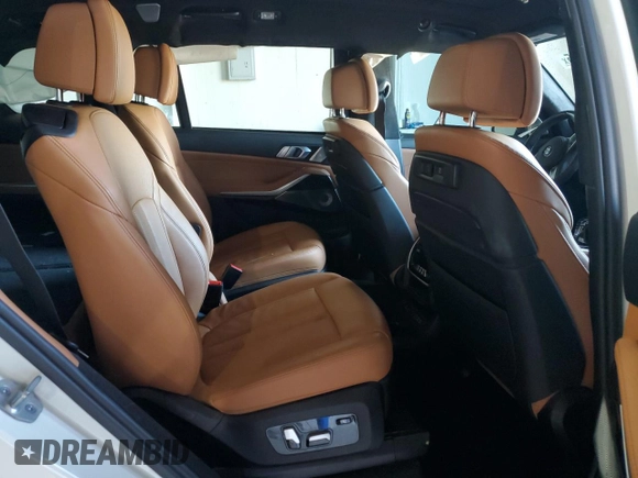 2021 BMW X7 M50i with VIN 5UXCX6C03M9F03953, listed as a Copart auction lot 49971585 with 0 mi miles and Non Repairable. Bid and sale history available at carsss.com. Image 11.