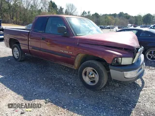 2001 Dodge 1500 with VIN 3B7HC13Y41M555680, listed as a IAAI auction lot 41890064 with 190,065 mi miles. Bid and sale history available at carsss.com. Image 1.