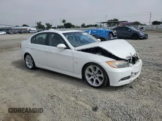 2008 BMW 3 Series 335i с VIN WBAVB77558NH78822, выставлен на аукционе Copart как лот 57730145 с пробегом 180 281 миль миль и Списание • Salvage title. История ставок и продаж доступна на DreamBid. Изображение 4.