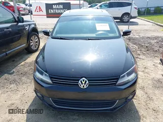 2013 Volkswagen Jetta TDI w/Premium/Nav с VIN 3VWLL7AJ1DM396749, выставлен на аукционе IAAI как лот 42403933 с пробегом 88 777 миль миль и . История ставок и продаж доступна на DreamBid. Изображение 6.