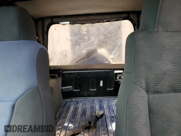 2005 Jeep Wrangler Unlimited with VIN 1J4FA44S95P335275, listed as a Copart auction lot 70788864 with 152,096 mi miles and Salvage Title. Bid and sale history available at carsss.com. Image 10.