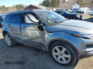 2013 Land Rover Range Rover Evoque Pure Plus with VIN SALVP2BG5DH720403, listed as a IAAI auction lot 41446128 with 120,788 mi miles. Bid and sale history available at carsss.com. Image 6.