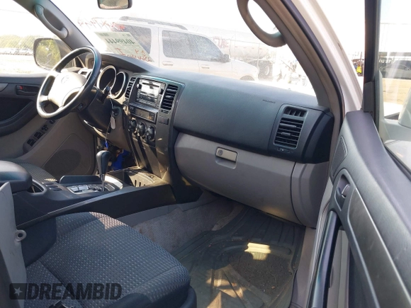 2006 Toyota 4Runner SR5 with VIN JTEZU14R760072683, listed as a IAAI auction lot 40499444 with 236,642 mi miles and . Bid and sale history available at DreamBid. Image 5.
