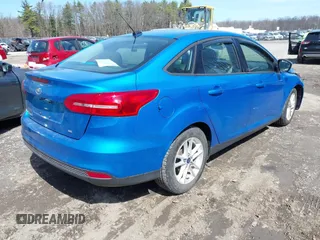 2015 Ford Focus SE with VIN 1FADP3F23FL372081, listed as a IAAI auction lot 41936051 with 45,031 mi miles. Bid and sale history available at carsss.com. Image 4.