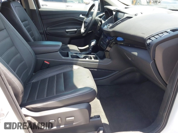 2018 Ford Escape Titanium with VIN 1FMCU0J94JUB26110, listed as a IAAI auction lot 42436285 with 59,586 mi miles and . Bid and sale history available at DreamBid. Image 5.